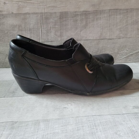 Clarks Women's Leather Heeled Loafers Size 10M Black Wish Trance - Picture 1 of 5
